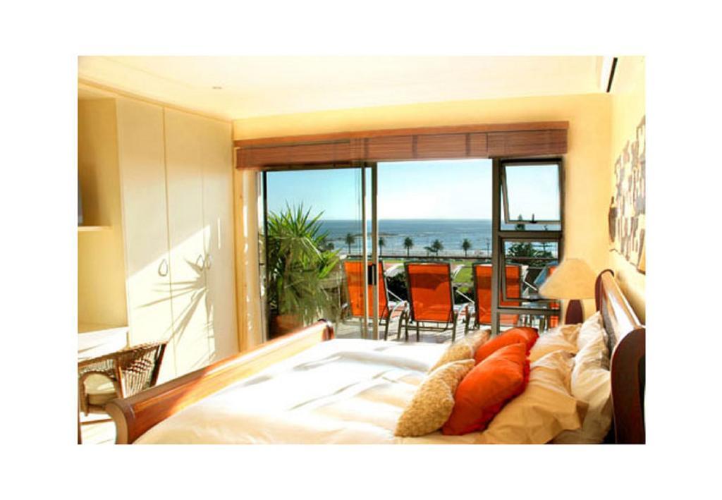Beachside Villa & Penthouse Kapstaden Exteriör bild
